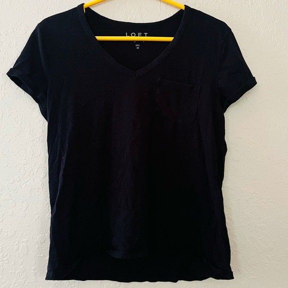 LOFT Tops - Loft Tshirt